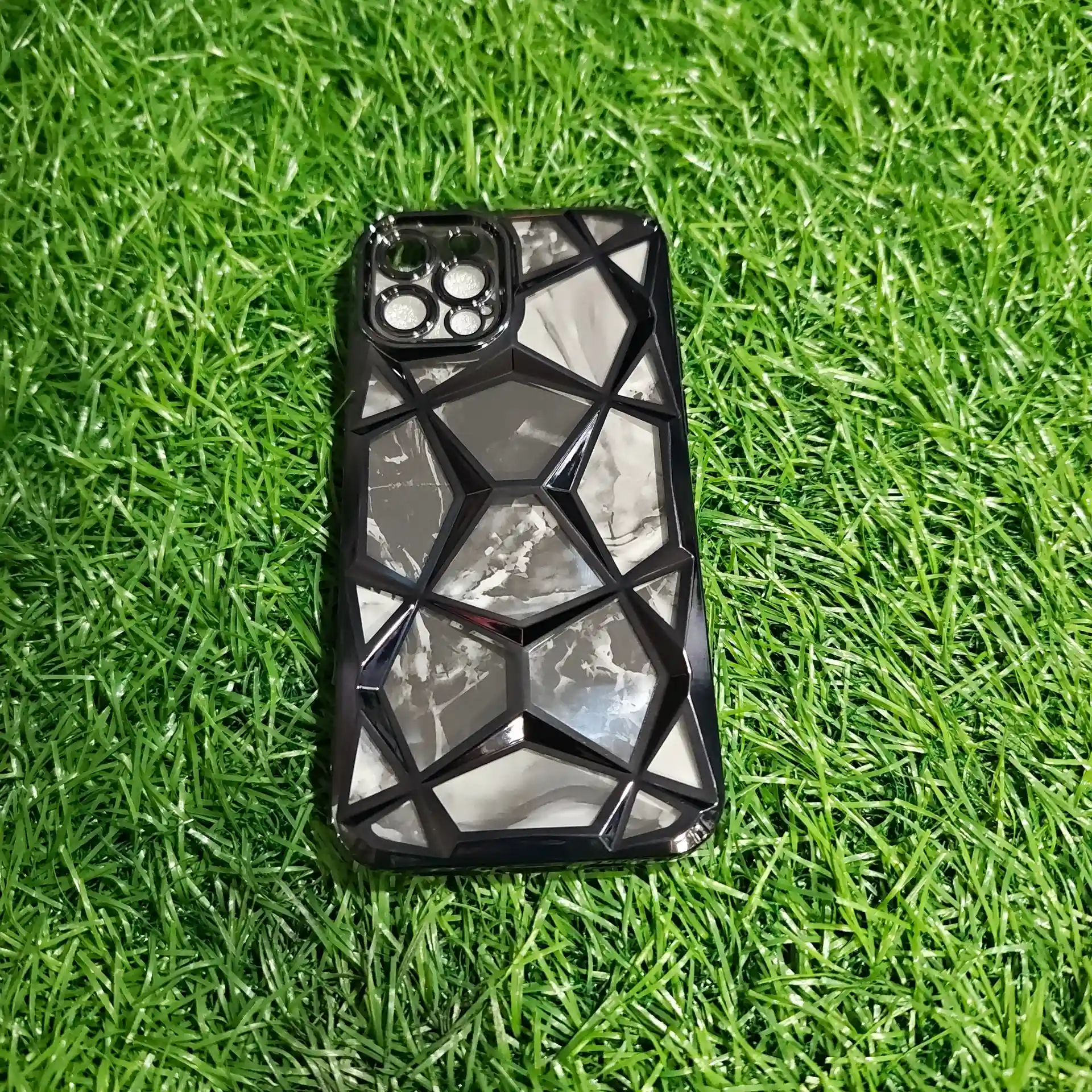 IPHONE 12 PRO - DIAMOND
