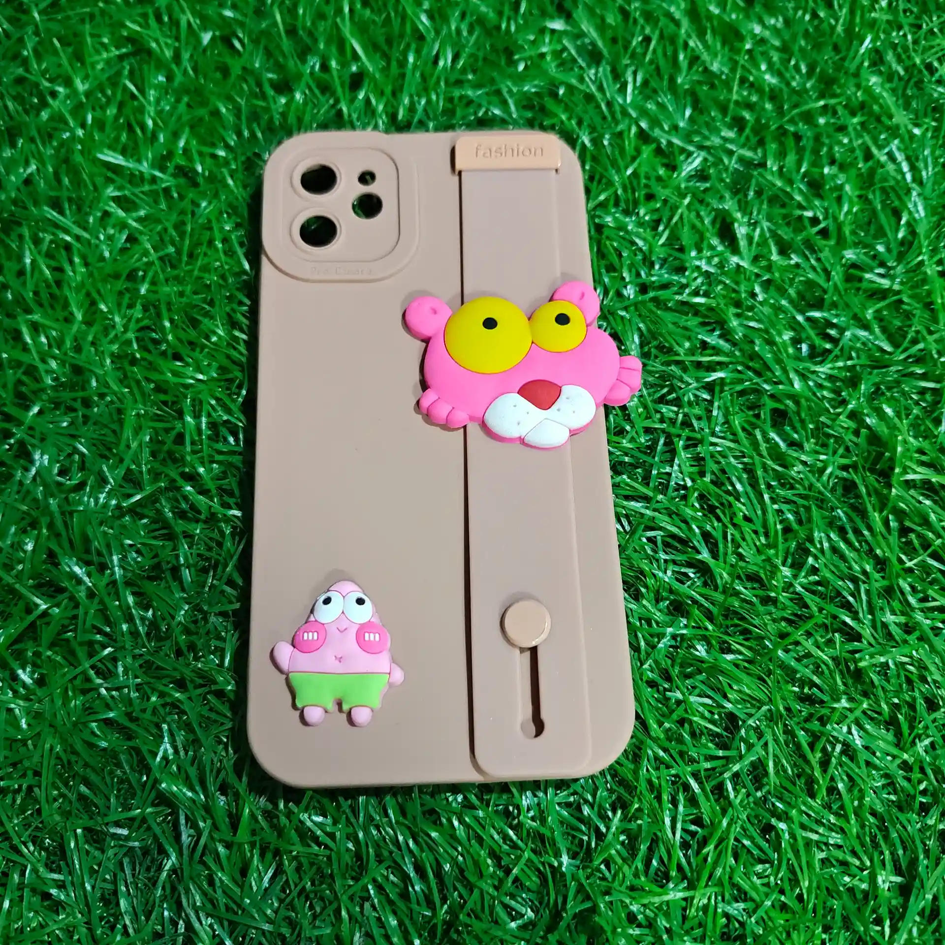 IPHONE 11- DOLL