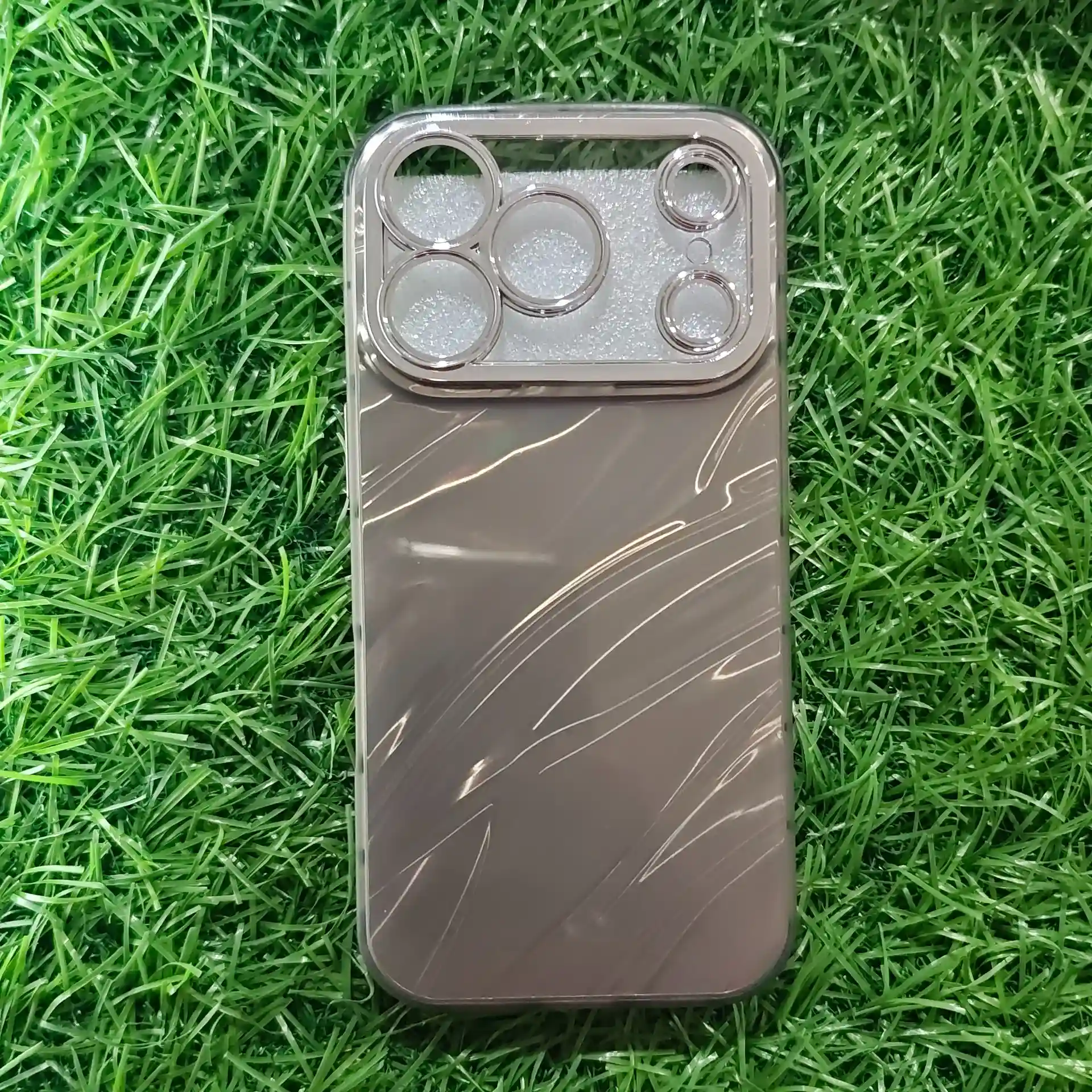 IPHONE 17 PRO-SHINE