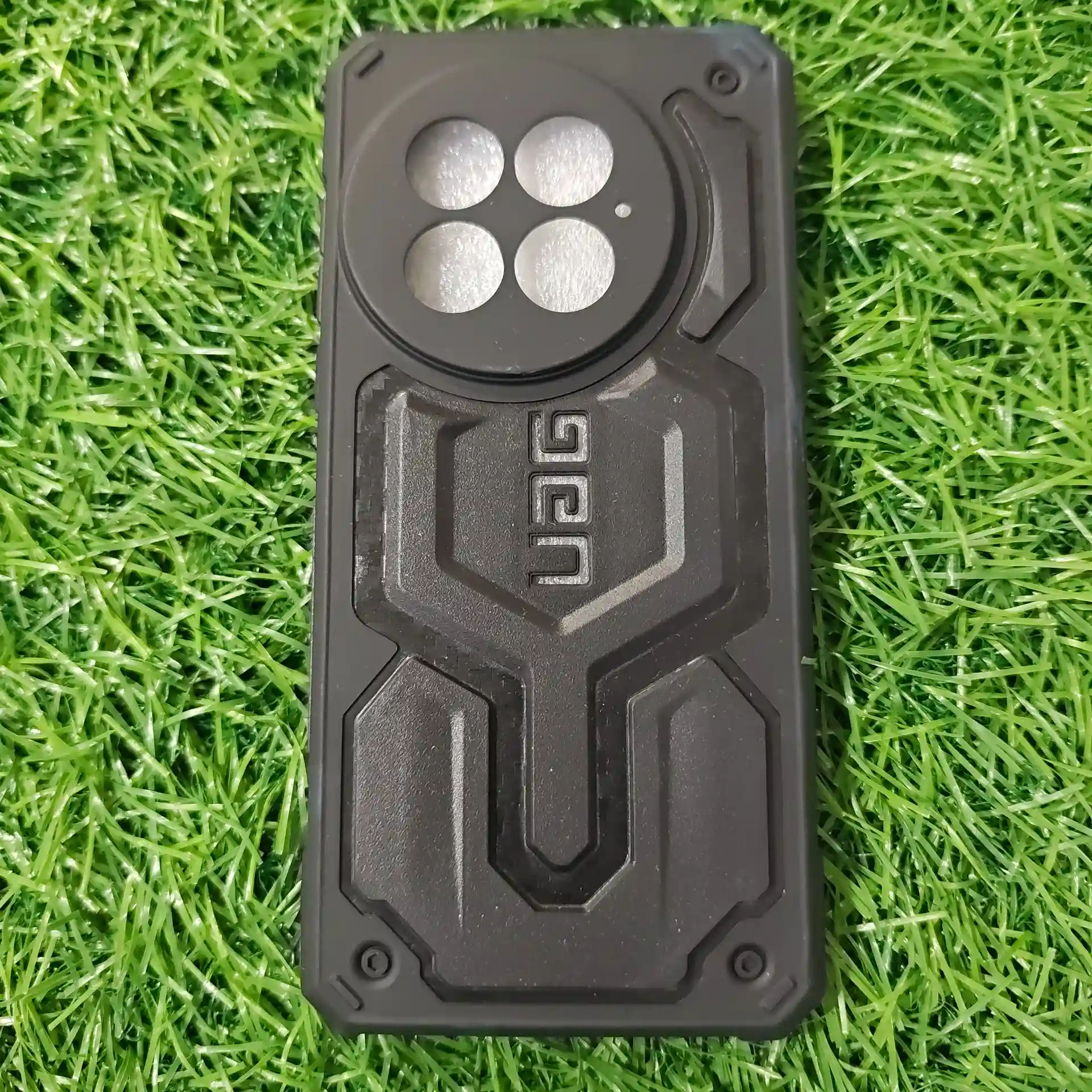 ONE PLUS 13-UAG