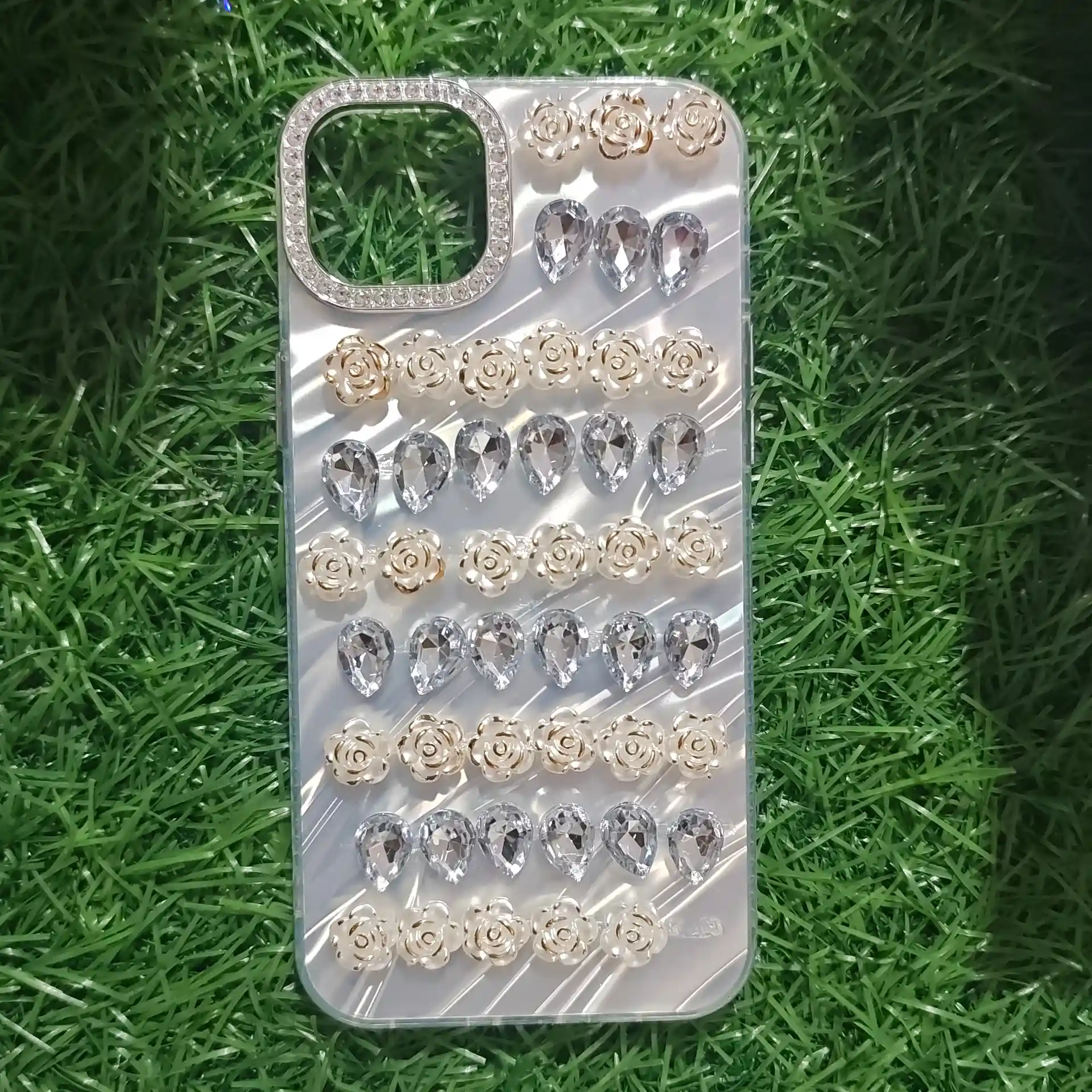 IPHONE 15 PLUS DIMOND