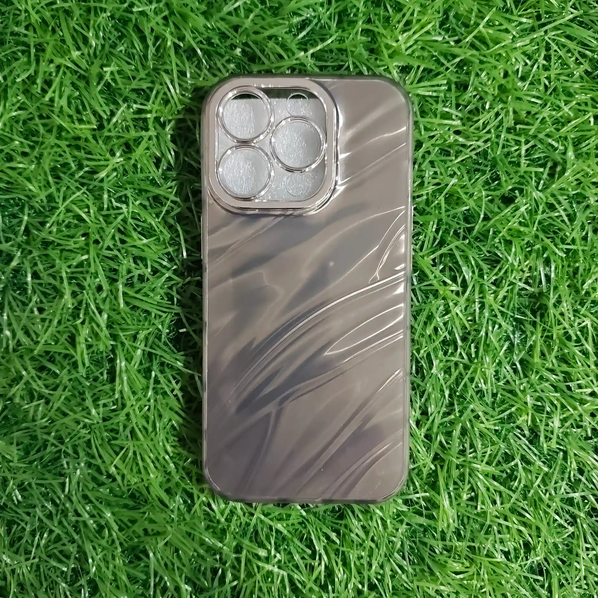 IPHONE 16 PRO-SHINE