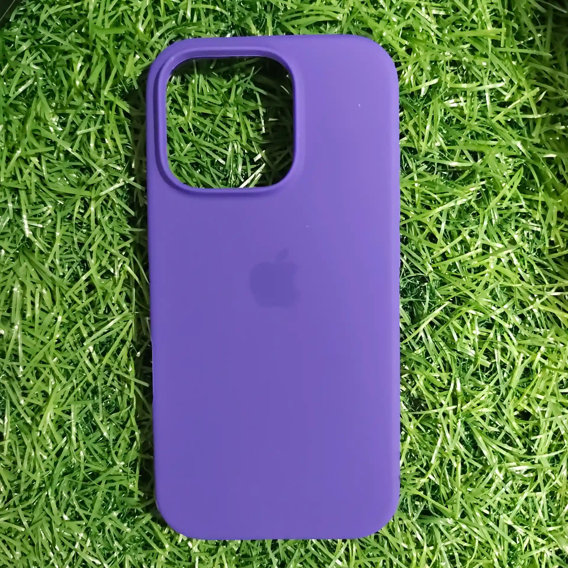 IPHONE 16 PRO-SILICON