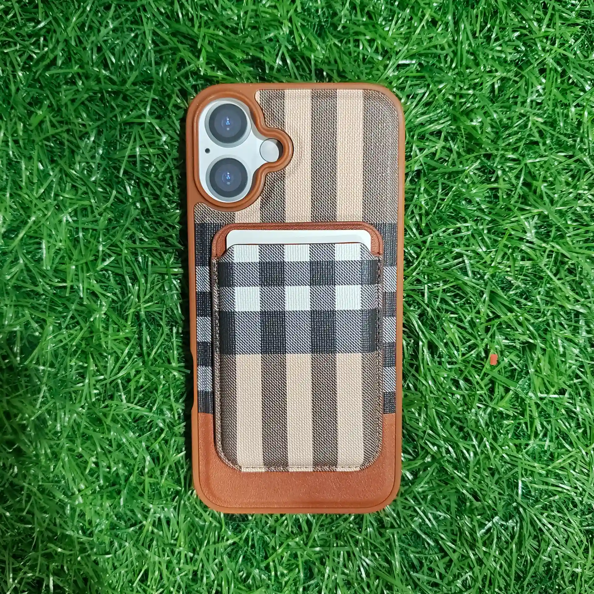 IPHONE 16 PLUS-WALLET