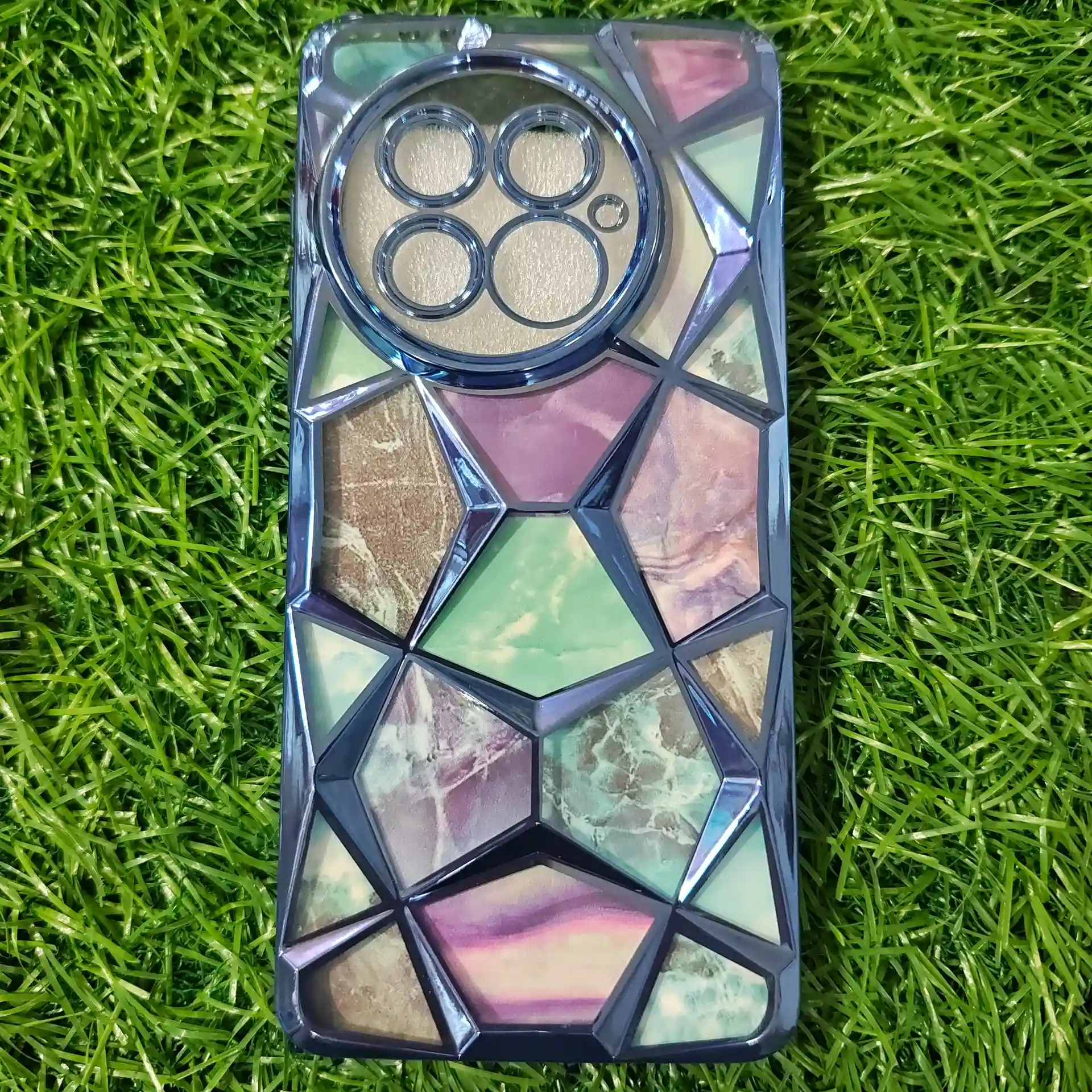 ONE PLUS 13-DIAMOND
