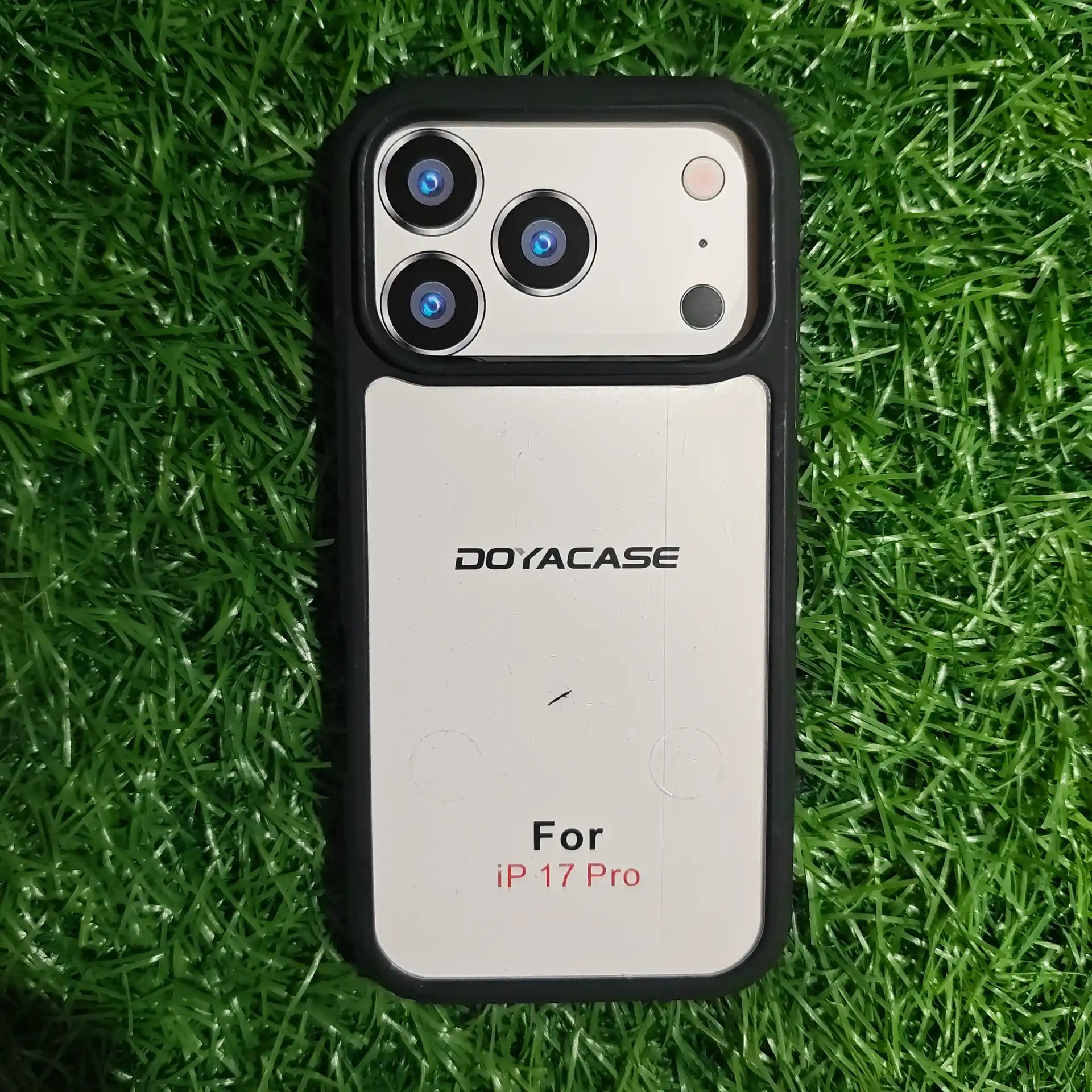 IPHONE 17 PRO-DOYER