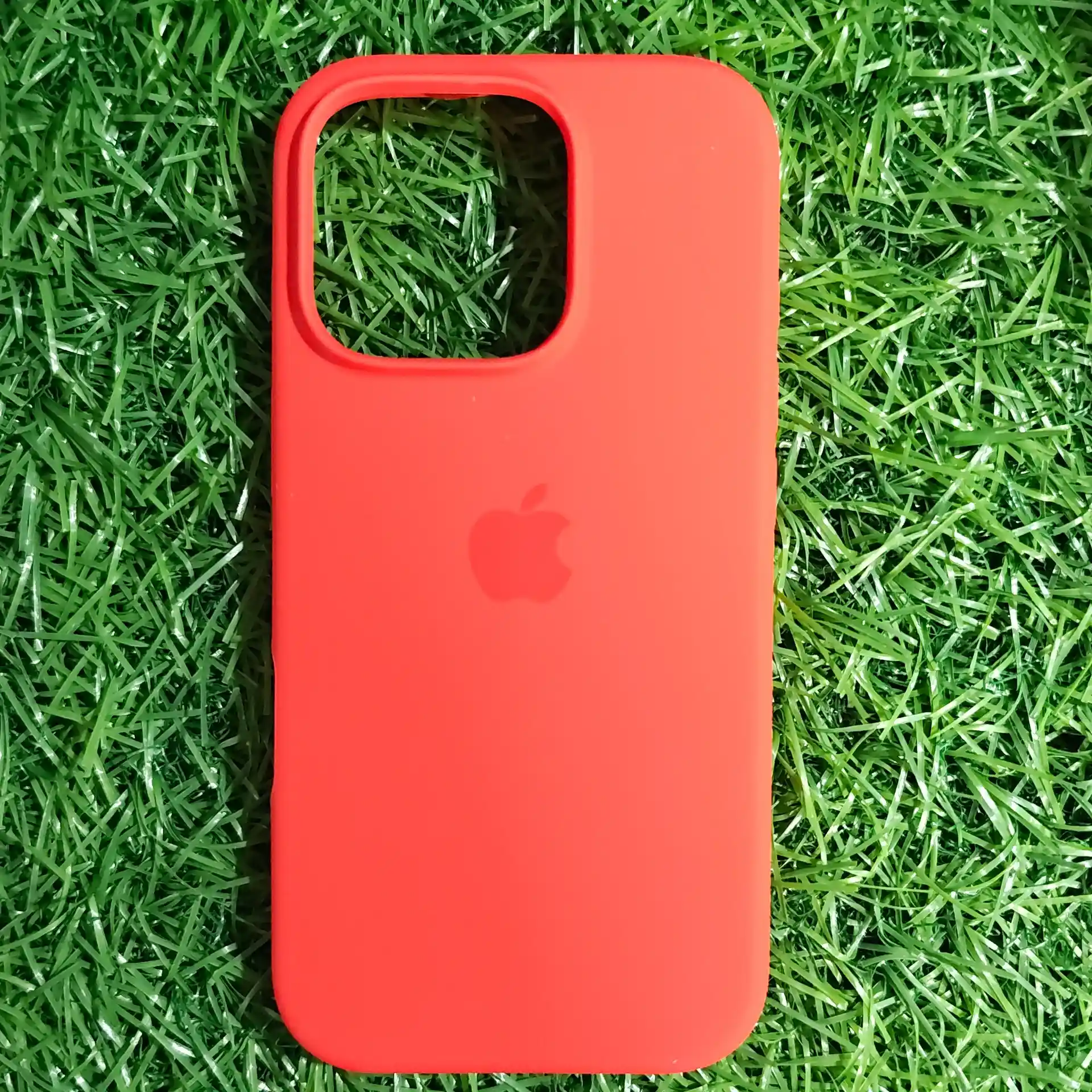 IPHONE 16 PRO-SILICON