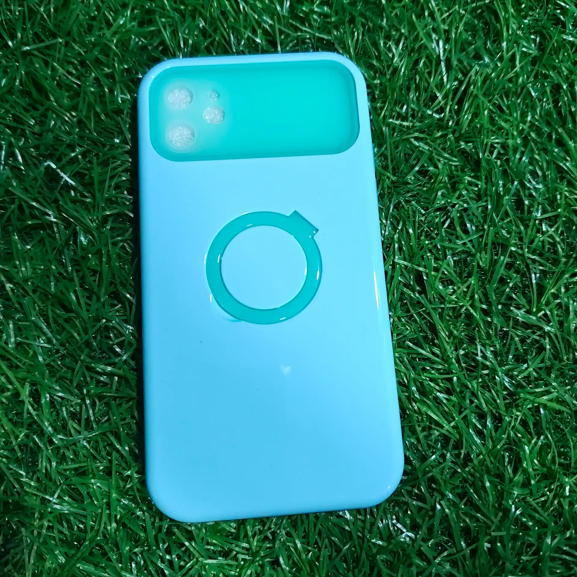 IPHONE 11- PROTECTIVE